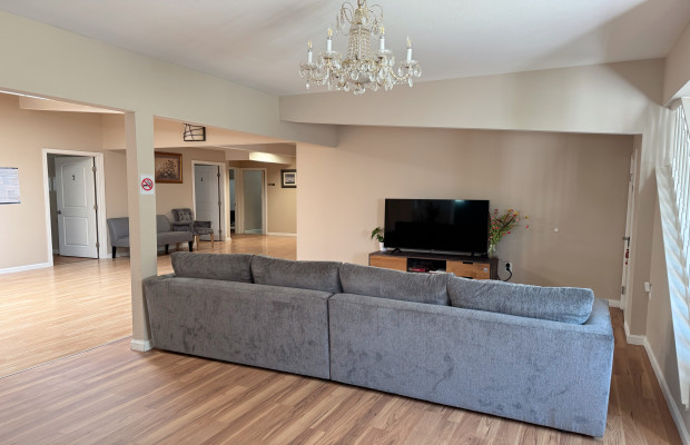 Board and Care in San Mateo California 94402 at easeplacement.com - Ease Placement