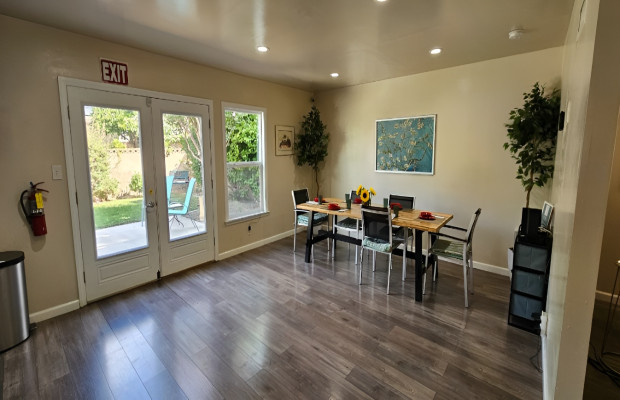 Board and Care in Santa Ana California 92705 at easeplacement.com - Ease Placement