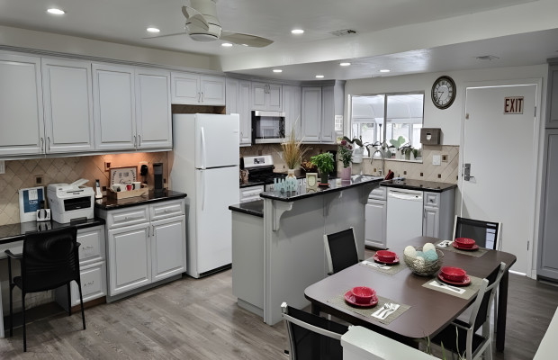 Board and Care in Santa Ana California 92705 at easeplacement.com - Ease Placement