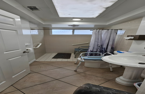 Board and Care in Santa Ana California 92705 at easeplacement.com - Ease Placement