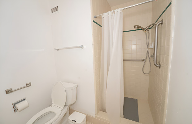 Board and Care in Woodland Hills California 91367 at easeplacement.com - Ease Placement