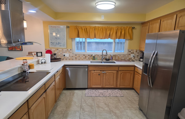 Board and Care in Inglewood California 90302 at easeplacement.com - Ease Placement