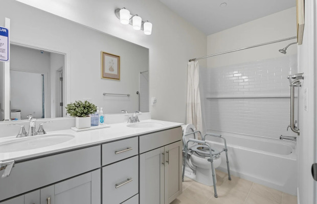 Board and Care in Clovis California 93619 at easeplacement.com - Ease Placement