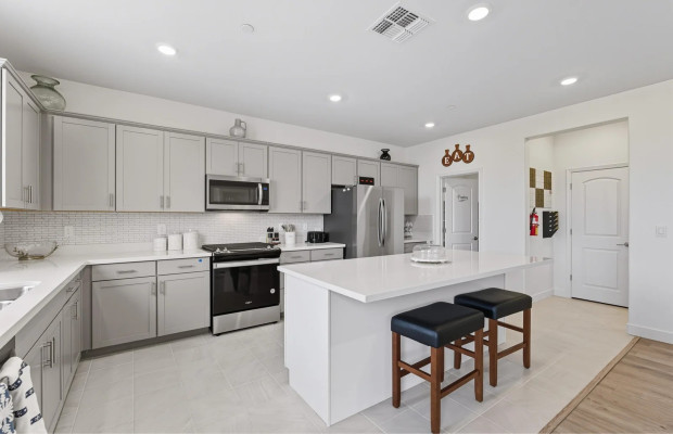 Board and Care in Clovis California 93619 at easeplacement.com - Ease Placement