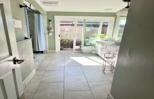 Board and Care in Vista California 92084 at easeplacement.com - Ease Placement