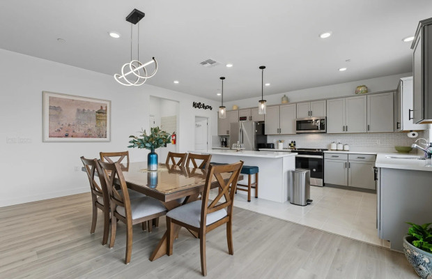 Board and Care in Clovis California 93619 at easeplacement.com - Ease Placement