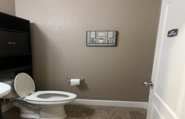 Board and Care in Roseville California 95747 at easeplacement.com - Ease Placement