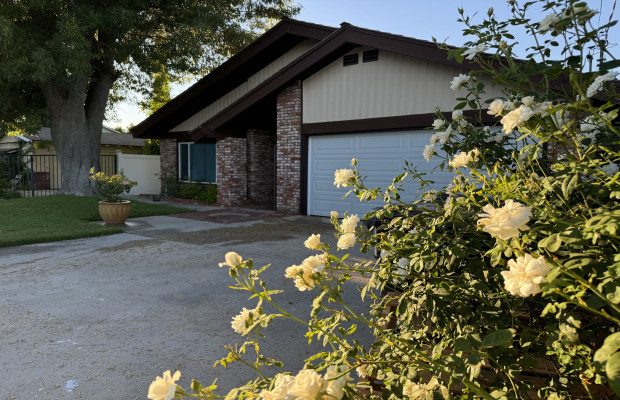 Board and Care in Woodland Hills California 91367 at easeplacement.com - Ease Placement