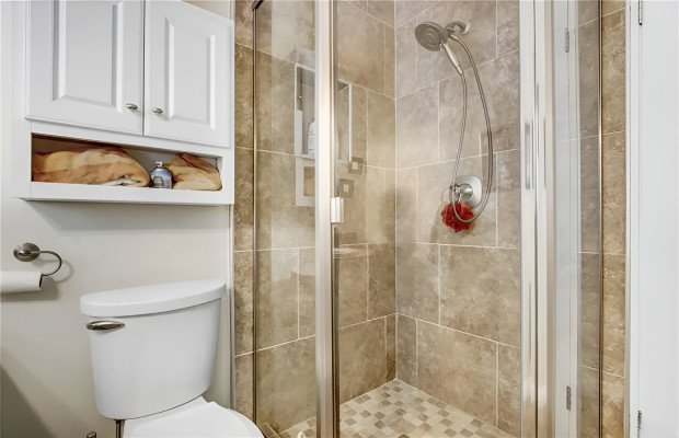 Board and Care in Canoga Park California 91306 at easeplacement.com - Ease Placement