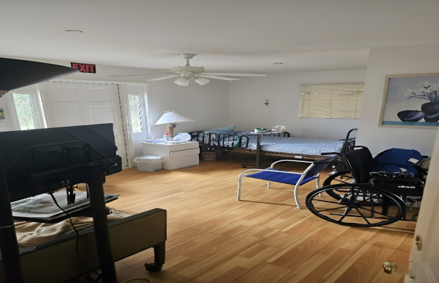 Board and Care in Chatsworth California 91311 at easeplacement.com - Ease Placement