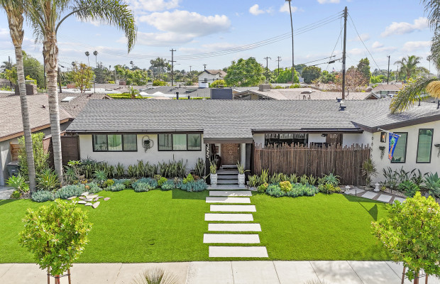 Board and Care in Costa Mesa California 92626 at easeplacement.com - Ease Placement