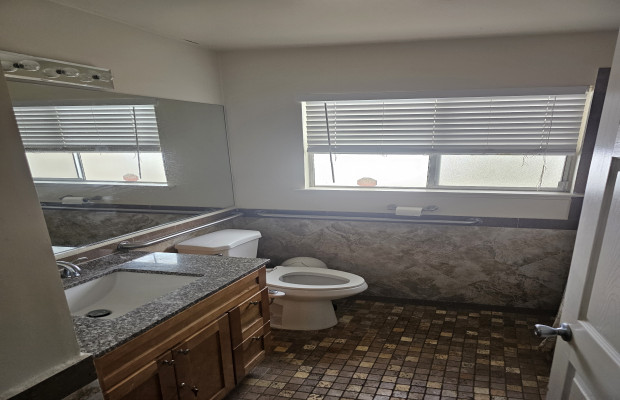 Board and Care in Chatsworth California 91311 at easeplacement.com - Ease Placement