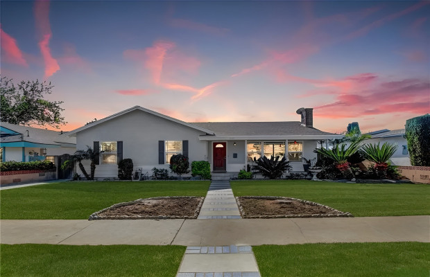 Board and Care in Canoga Park California 91306 at easeplacement.com - Ease Placement