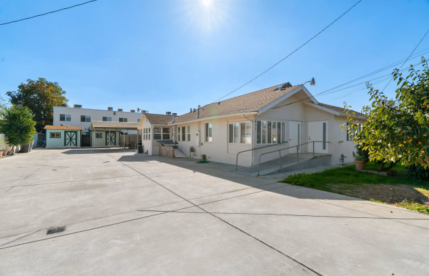 Assisted Living in Oakdale California 95361 at easeplacement.com - Ease Placement