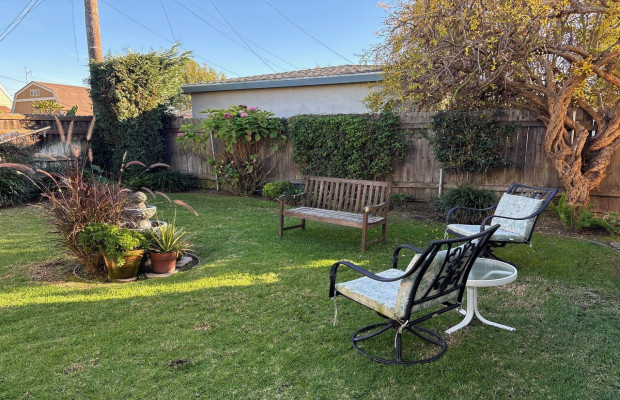 Board and Care in Hawthorne California 90250 at easeplacement.com - Ease Placement