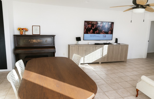 Board and Care in Hawthorne California 90250 at easeplacement.com - Ease Placement