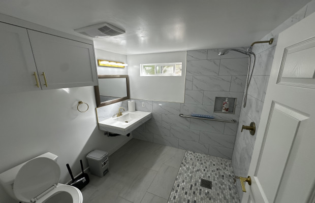 Board and Care in Granada Hills California 91344 at easeplacement.com - Ease Placement