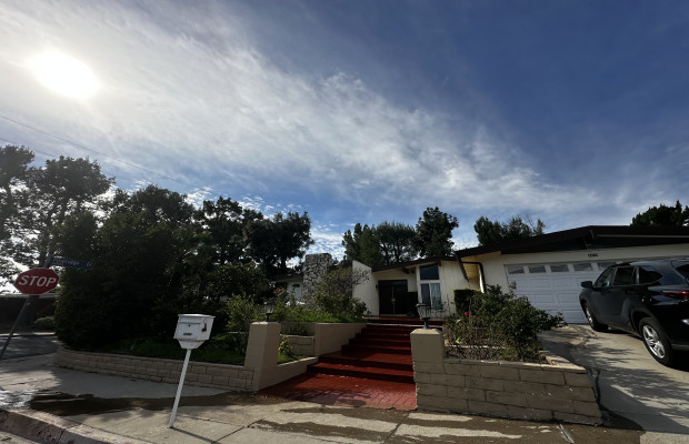 Board and Care in Granada Hills California 91344 at easeplacement.com - Ease Placement