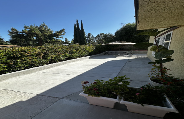 Board and Care in Granada Hills California 91344 at easeplacement.com - Ease Placement