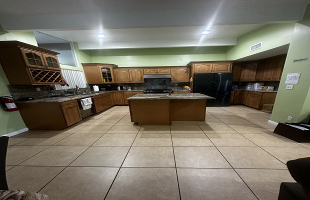 Board and Care in Granada Hills California 91344 at easeplacement.com - Ease Placement