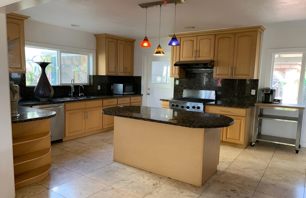 Assisted Living in Santa Clara California 95050 at easeplacement.com - Ease Placement