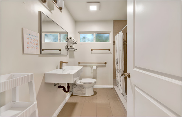 Board and Care in Granada Hills California 91344 at easeplacement.com - Ease Placement