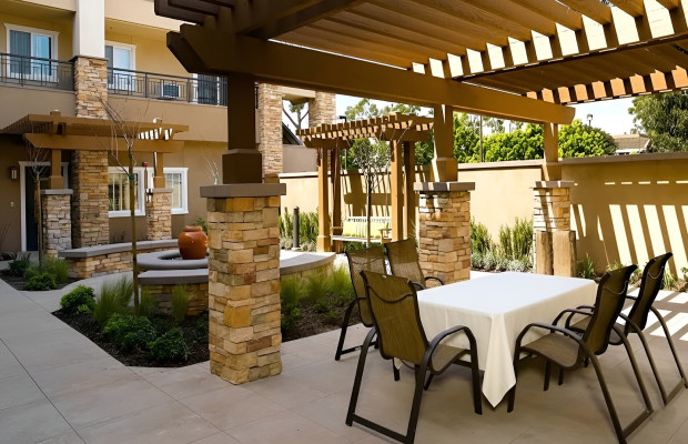Assisted Living in Irvine California 92604 at easeplacement.com - Ease Placement