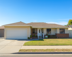 Board and Care in Salinas California 93901 at easeplacement.com - Ease Placement